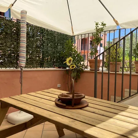 Apartment Welcoming In With Sea View 53 M²